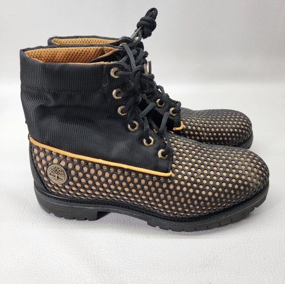 Timberland Vintage Limited Release  6 Inch  Size 9.5M black yellow men boots The - Picture 5 of 12